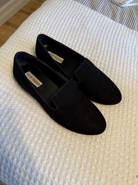 Steve Madden black loafers
